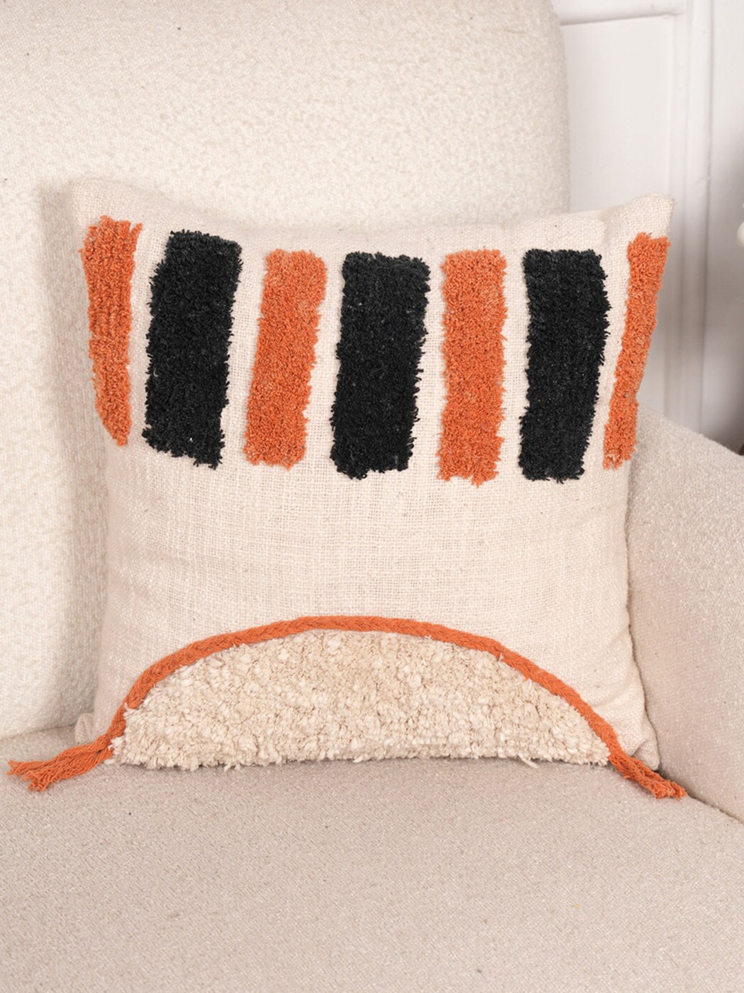 

Art Avenue Pusad Cream-Coloured & Orange Embroidered Cotton Square Cushion Cover