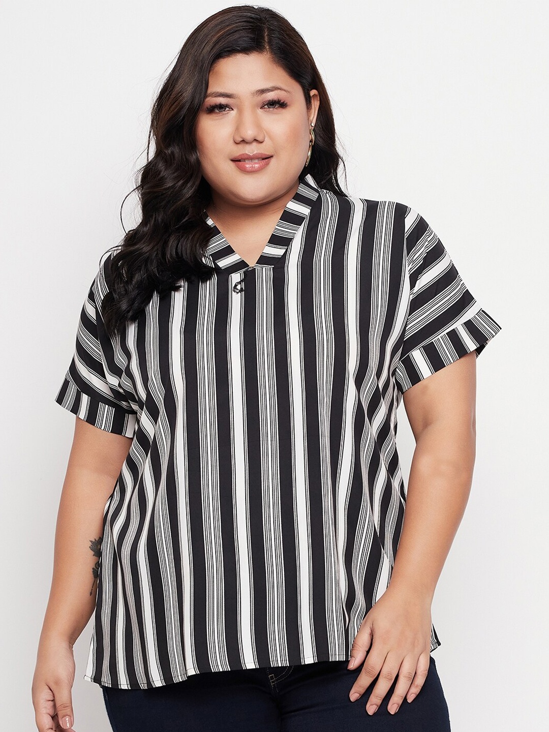 

NABIA Plus Size Striped Extended Sleeves Top, Black