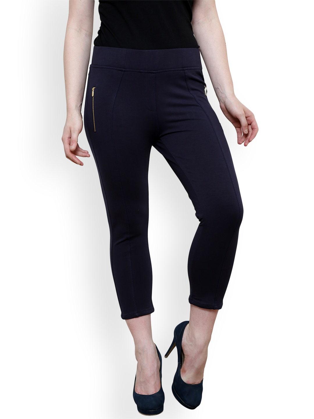 

Westwood Women Navy Blue Solid Skinny Fit Capris