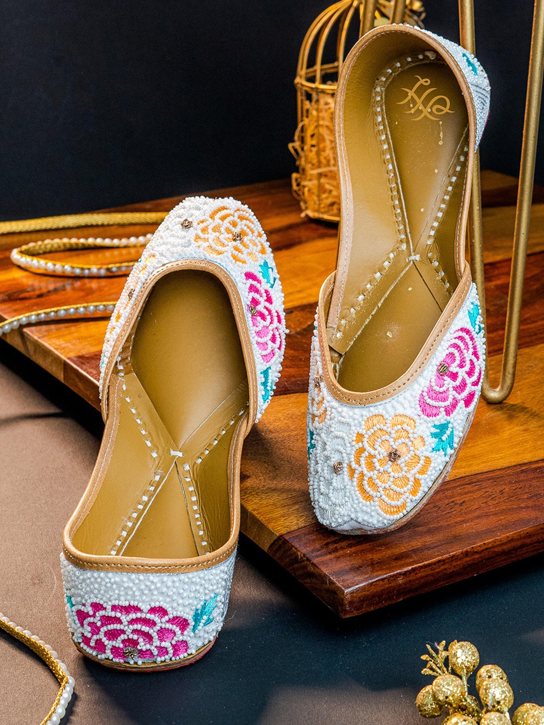 

House of Pataudi Square Toe Ethnic Embellished Fabric Mojaris, White