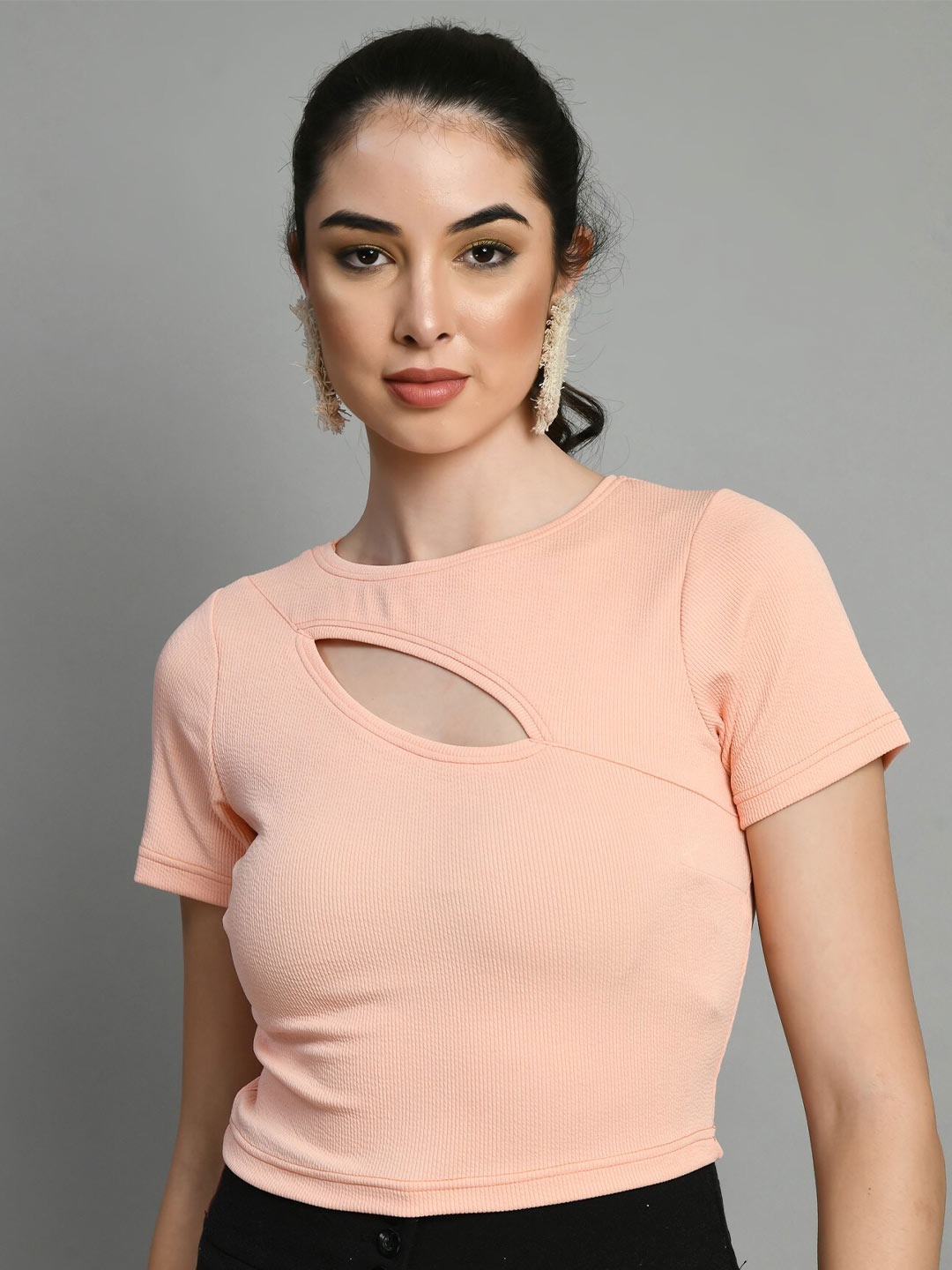 

Moshe Cut Out Details Top, Peach