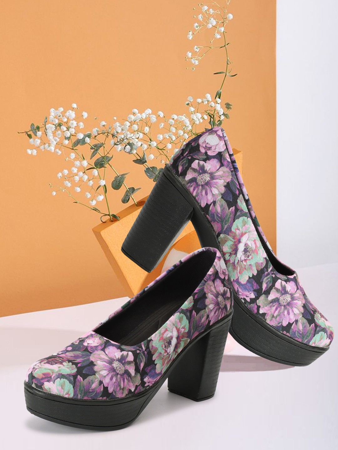 

FASHIMO Printed Party Platform Pumps, Black