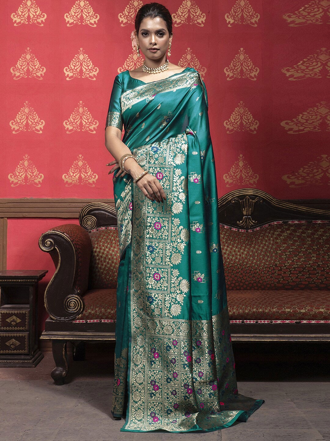 

Satrani Ethnic Motifs Woven Design Zari Banarasi Saree, Blue