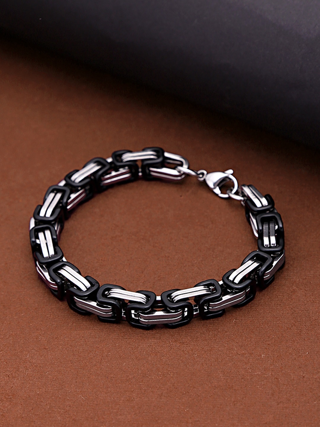 

Yellow Chimes Men Silver & Black Stainless Steel Bracelet