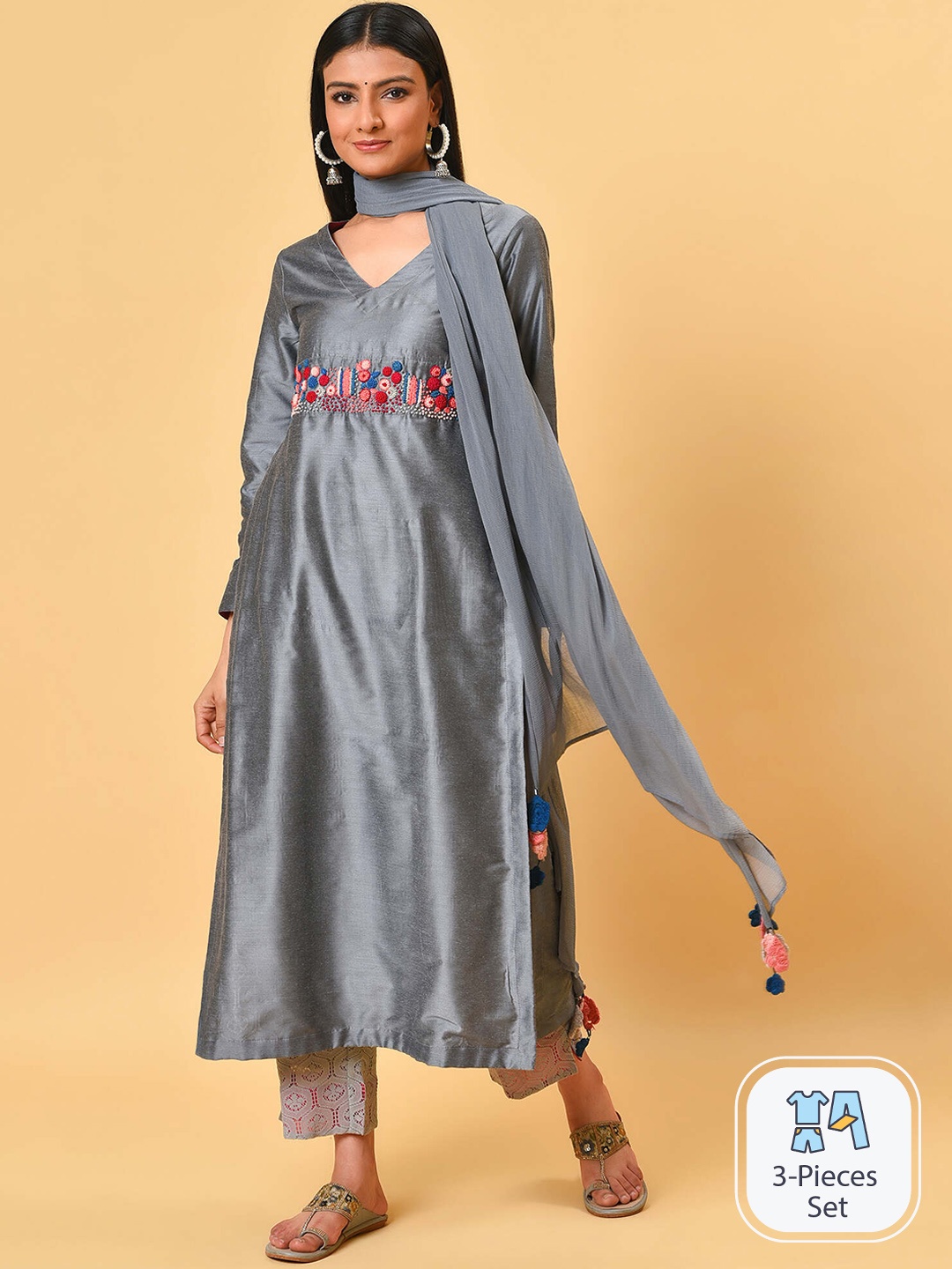 

NUHH V-Neck Thread Work Detail Straight Kurta & Trousers With Dupatta, Grey