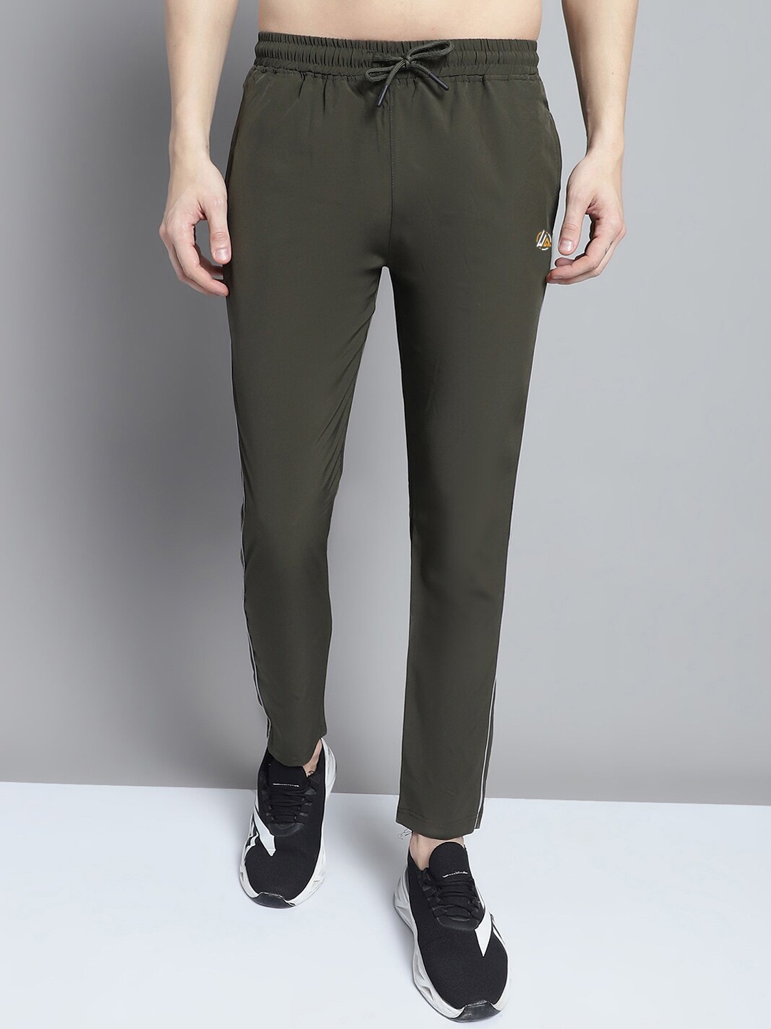 

WELL QUALITY Men Mid Rise Sports Track Pants, Olive