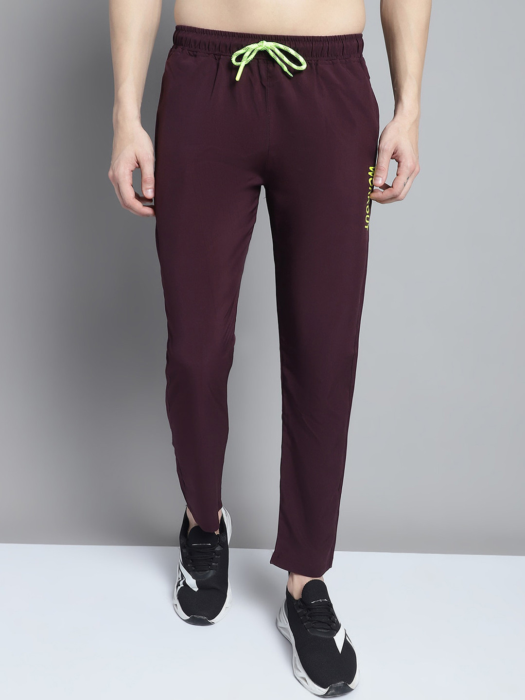 

WELL QUALITY Men Training or Gym Track Pant, Maroon