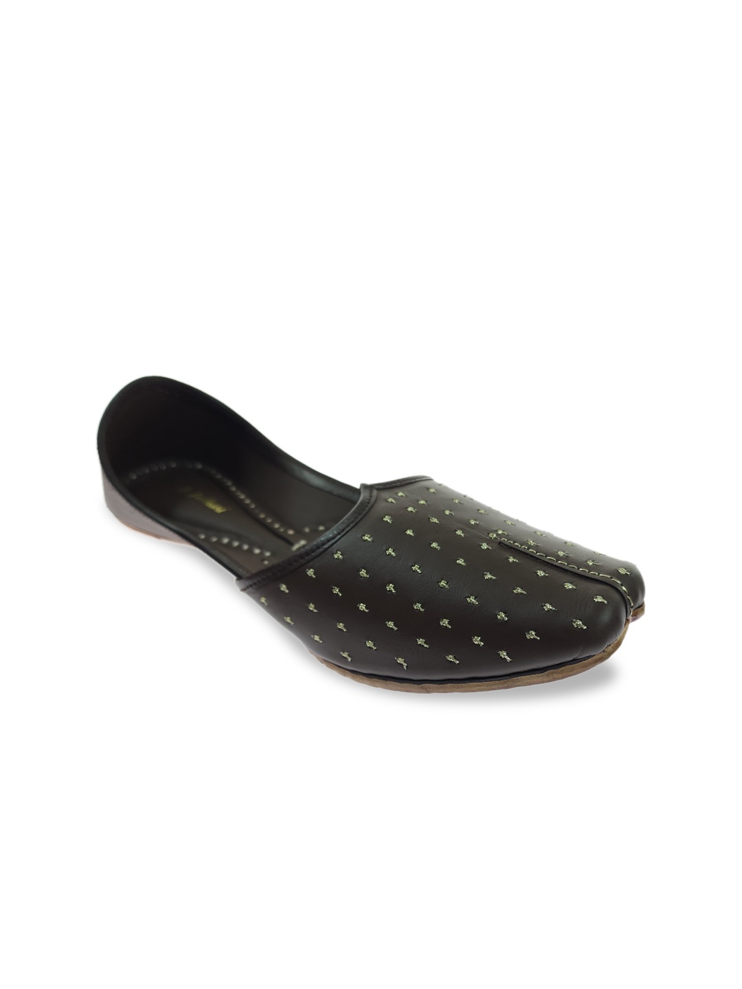 

Fulkari Men Embroidered Leather Mojaris, Brown