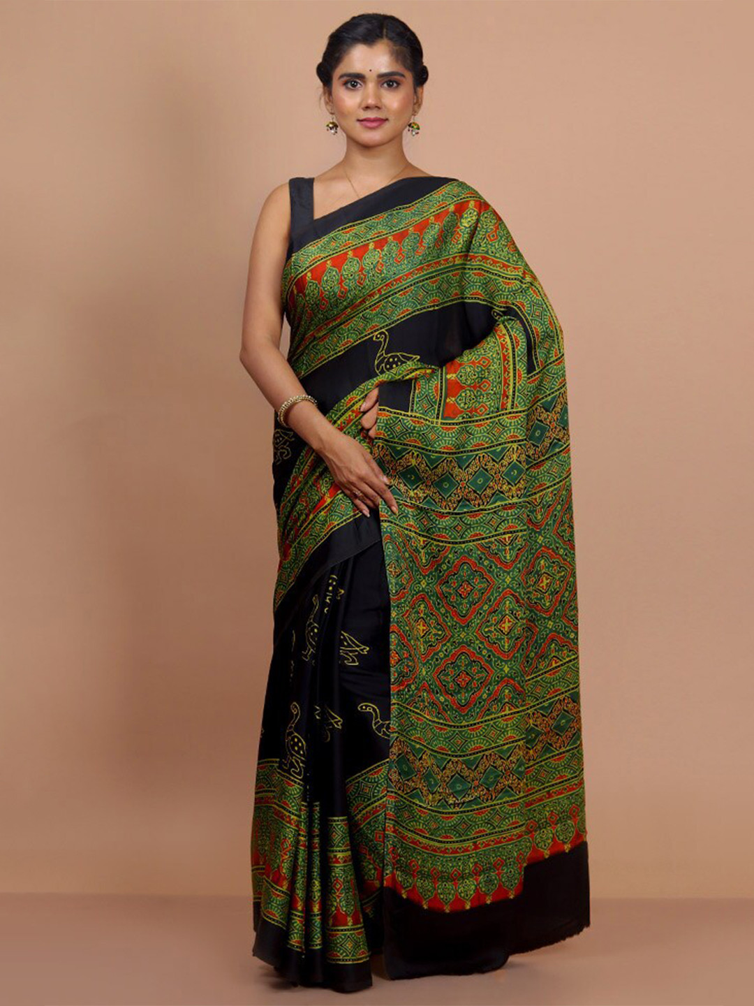 

AllSilks Ethnic Motifs Printed Pure Silk Saree, Green