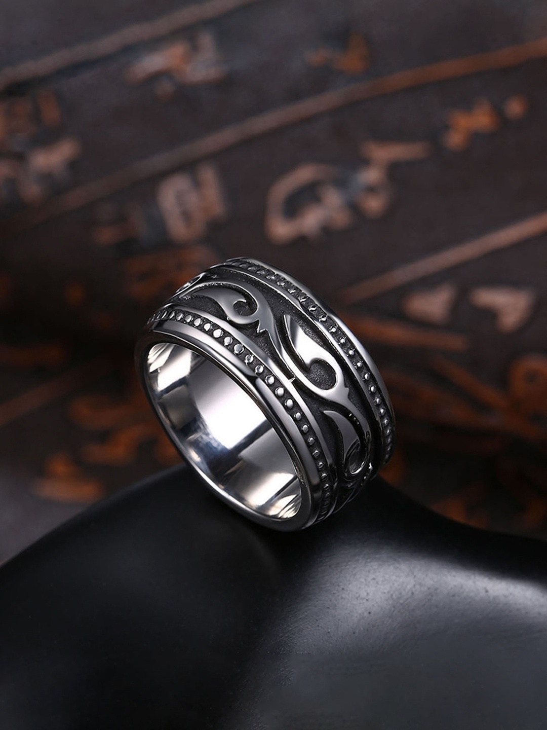 

Yellow Chimes Stainless Steel Silver-Toned Thumb Finger Ring