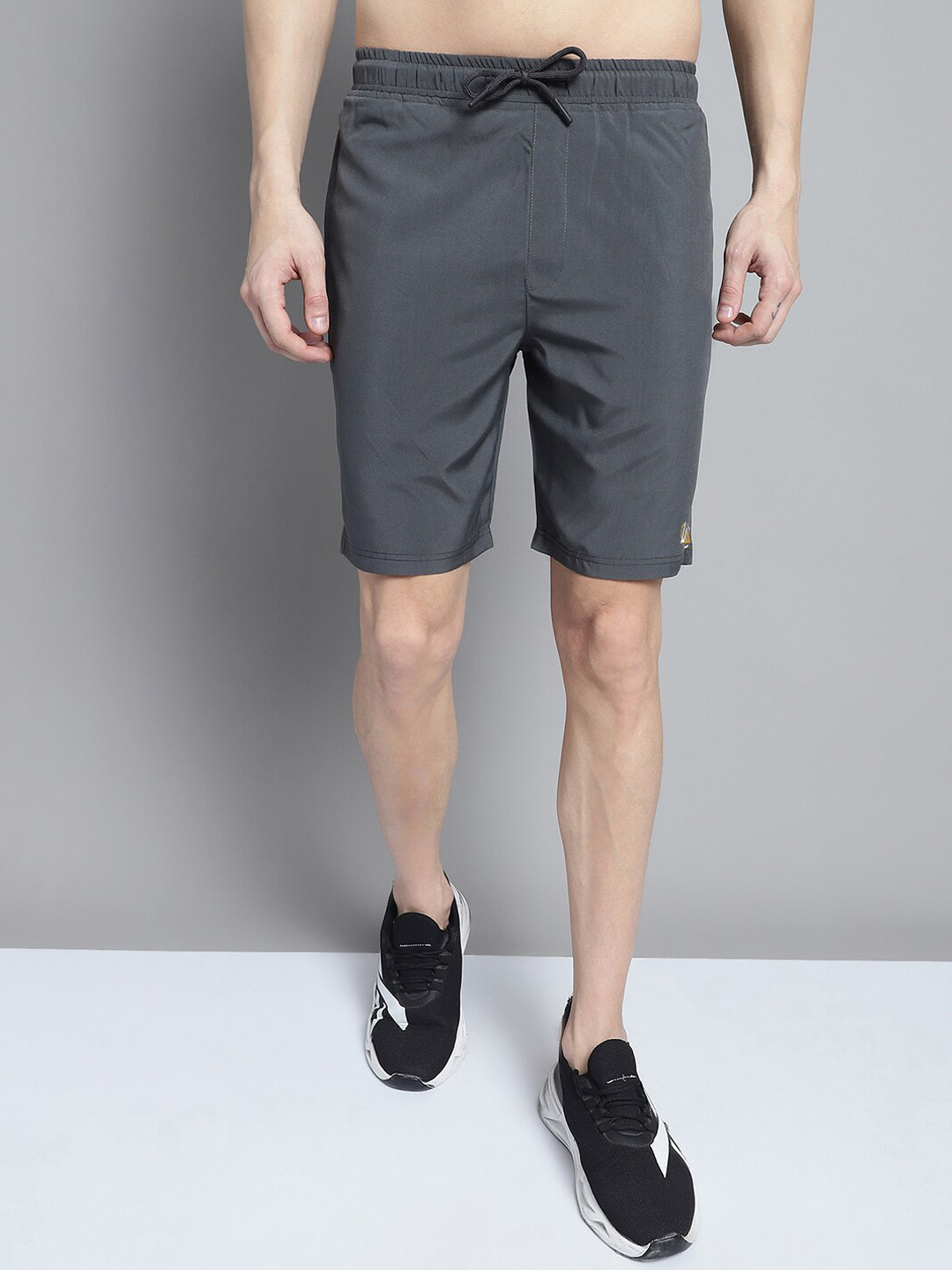 

WELL QUALITY Men Mid Rise Sports Shorts, Charcoal
