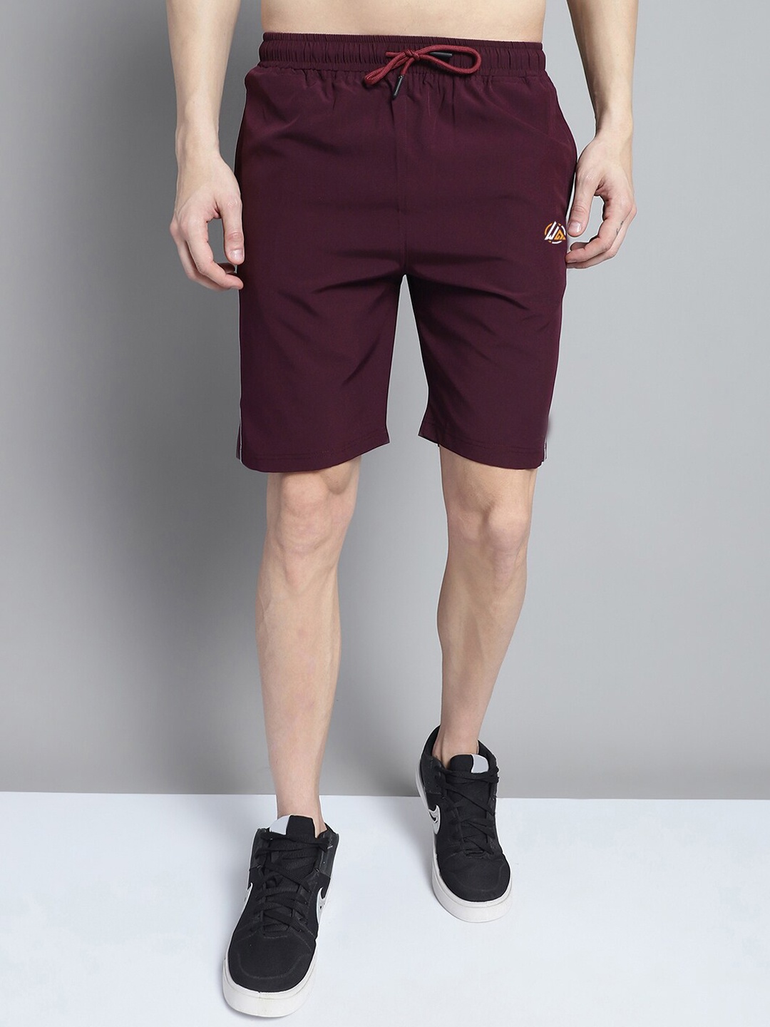 WELL QUALITY Men Mid Rise Sports Shorts, Maroon