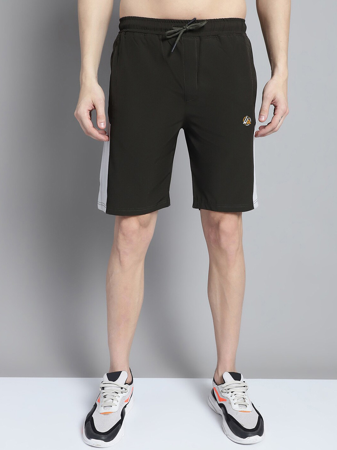 

WELL QUALITY Men Training or Gym Sports Shorts, Olive