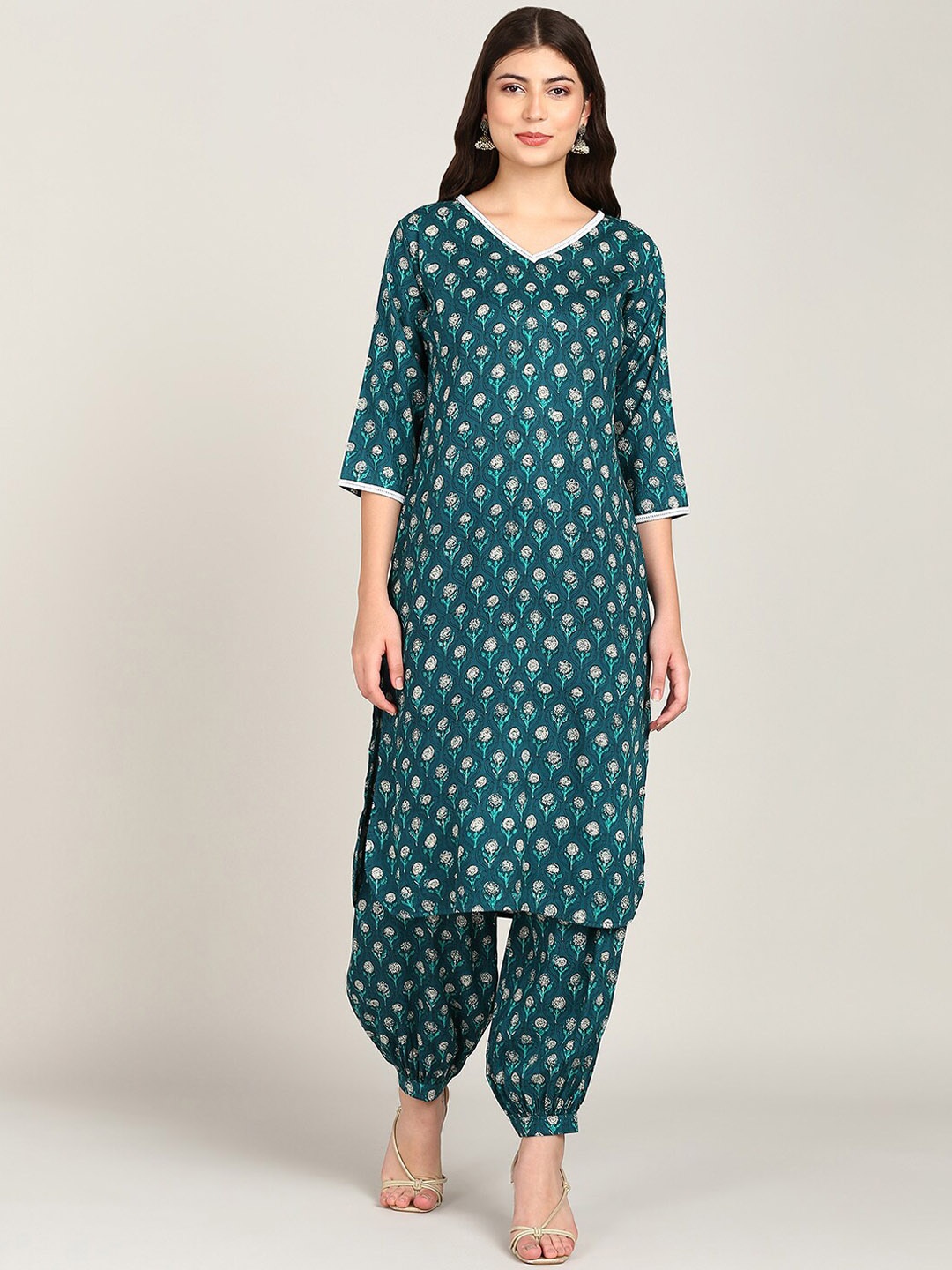 

VAHSON Ethnic Motifs Printed Kurta With Patiala, Teal