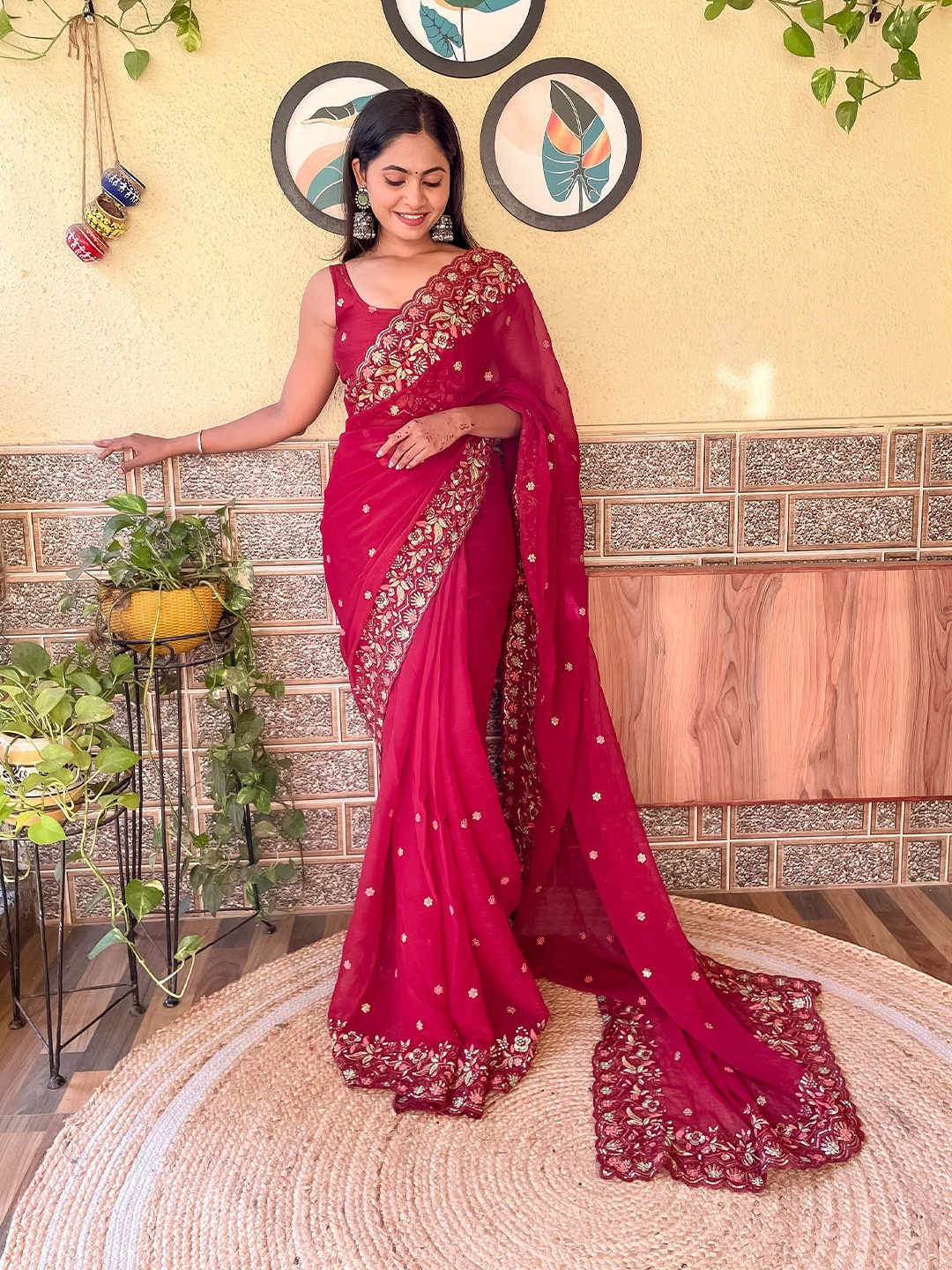 

Mitera Floral Embellished Sequinned Saree, Red