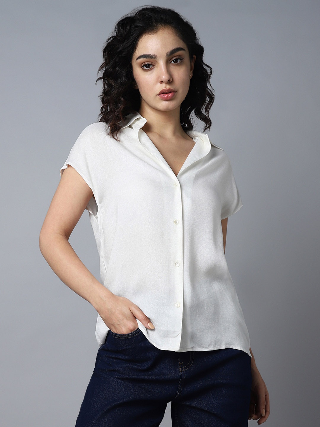 

High Star Classic Oversized Spread Collar Extended Sleeves Casual Shirt, White