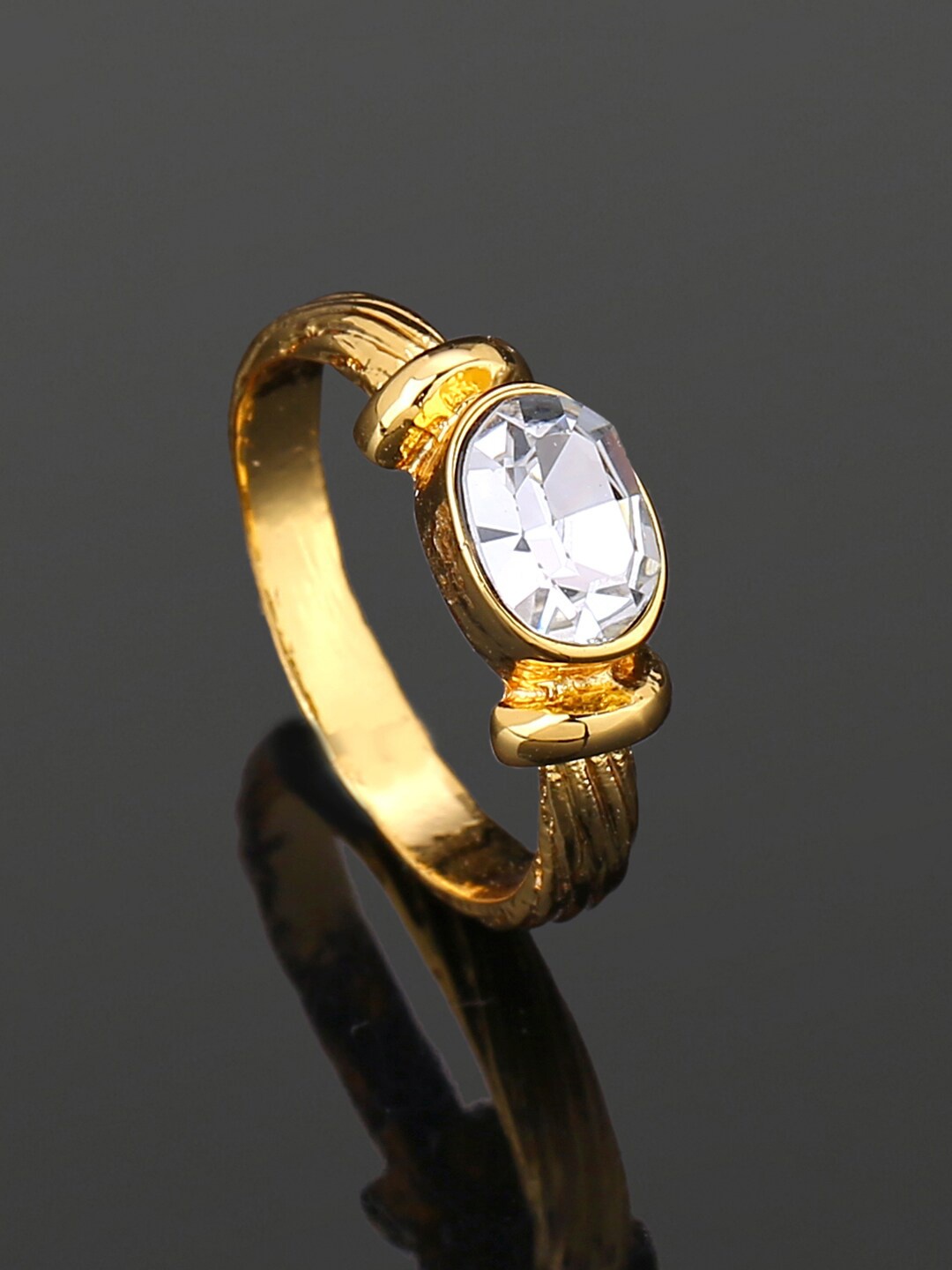 

Estele Gold-Plated Crystal Studded Textured Finger Ring