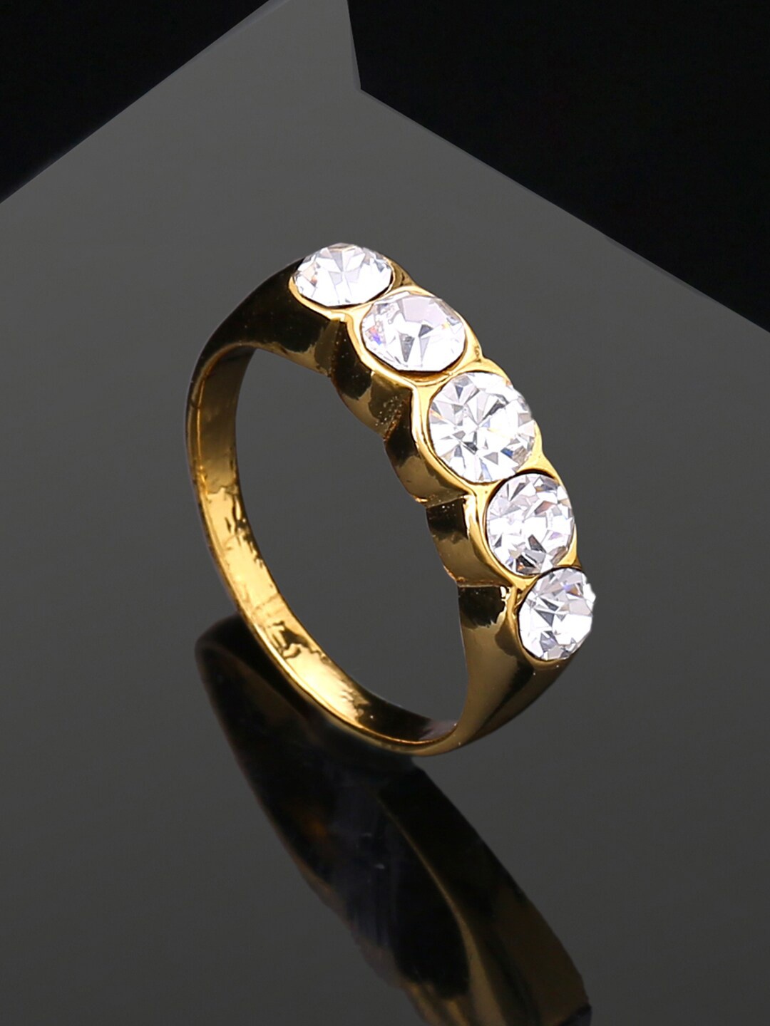 

Estele Gold-Plated Crystal Studded Slip-On Finger Ring
