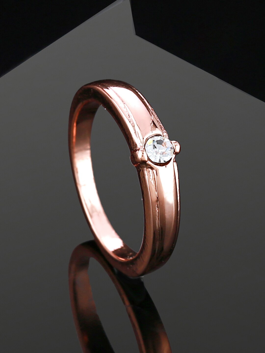 

Estele Rose Gold-Plated Crystal Studded Slip-On Finger Ring