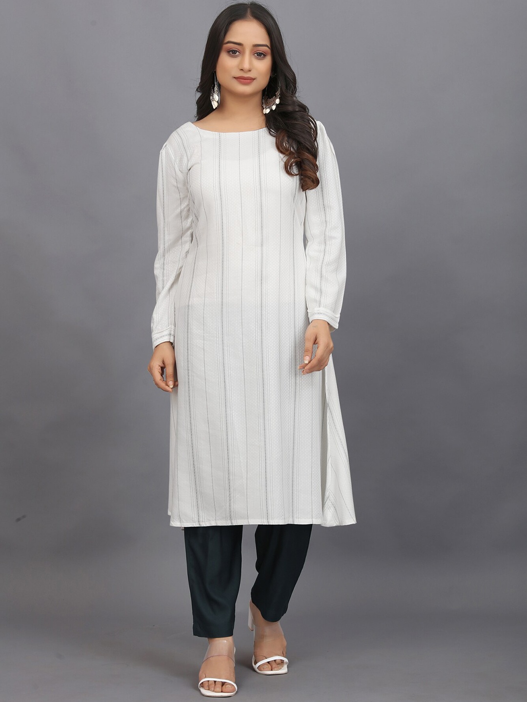 

Pari THE FASHION STUDIO Striped A-Line Kurta With Trousers, White