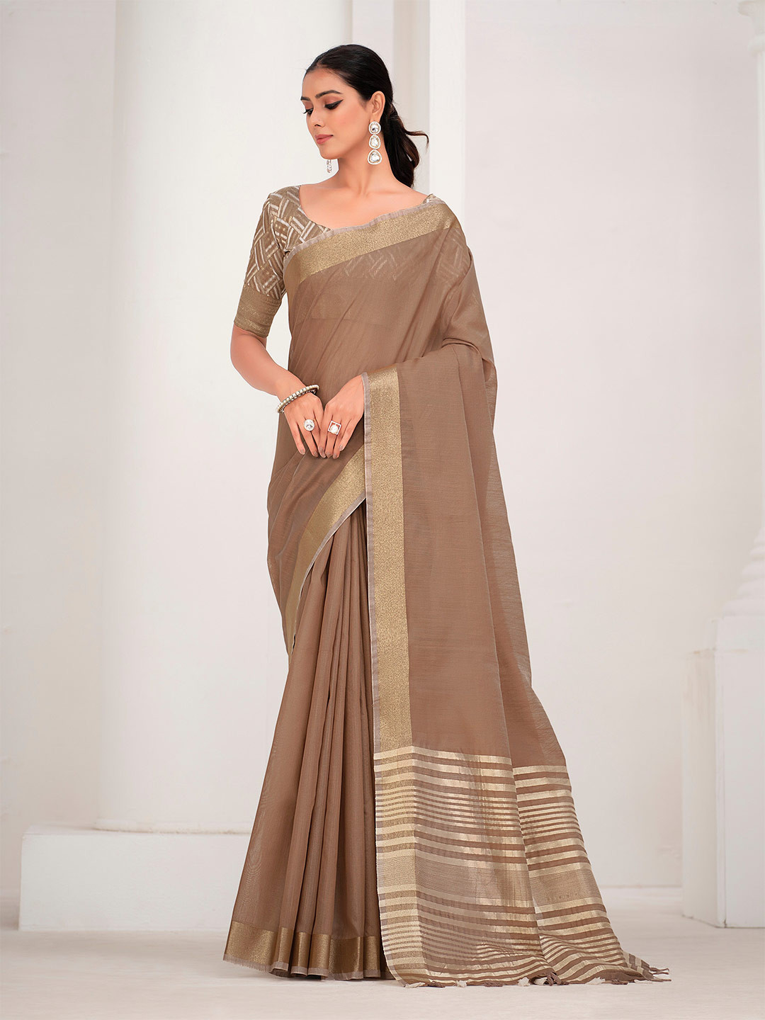 

Sangria Striped Zari Organza Saree, Beige