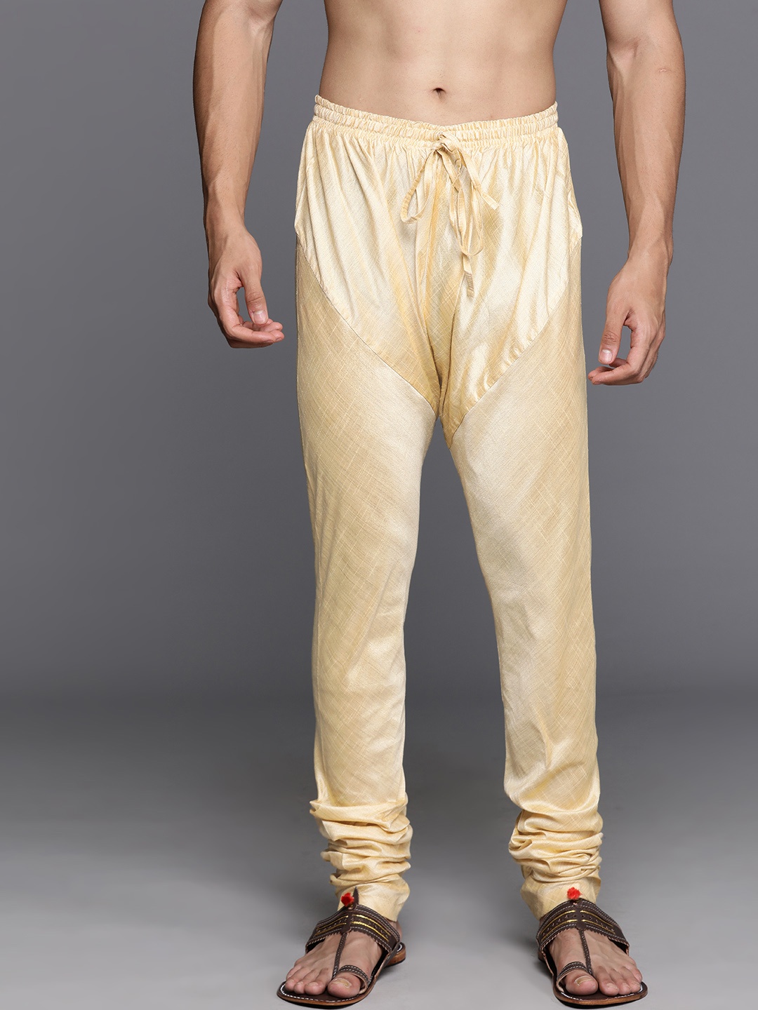 

Manu Men Ankle-Length Churidar, Cream