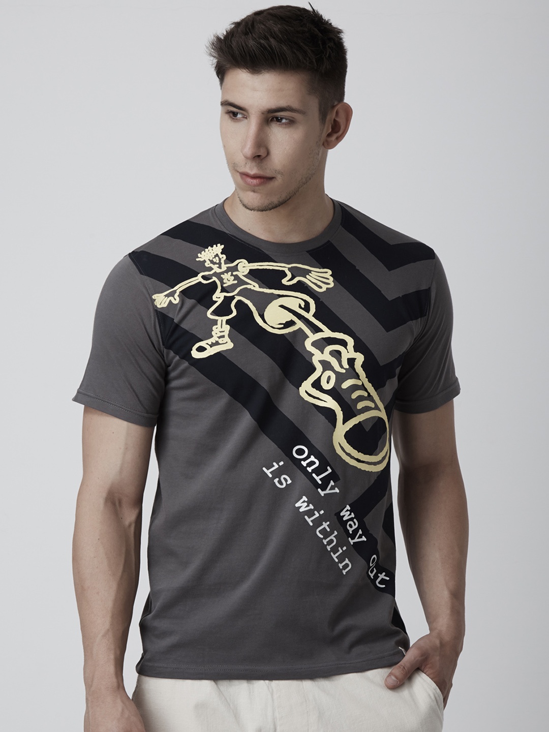 

FIDO DIDO Men Grey Printed Round Neck Slim Fit T-shirt
