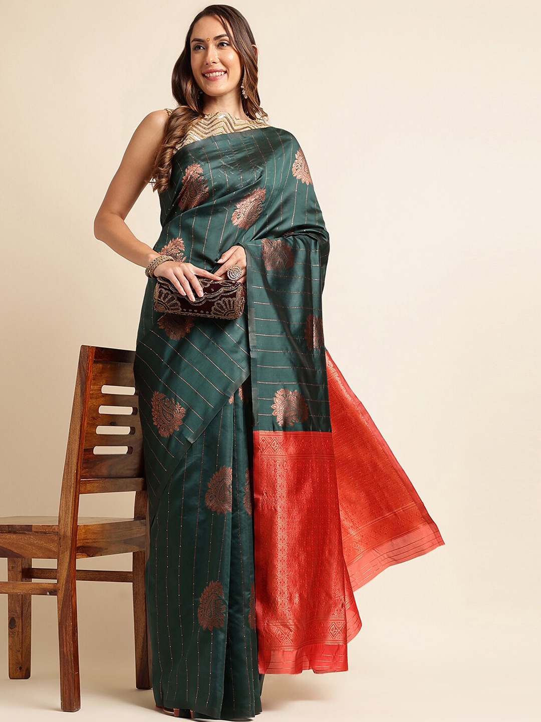 

KALINI Paisley Woven Design Zari Kanjeevaram Saree, Green