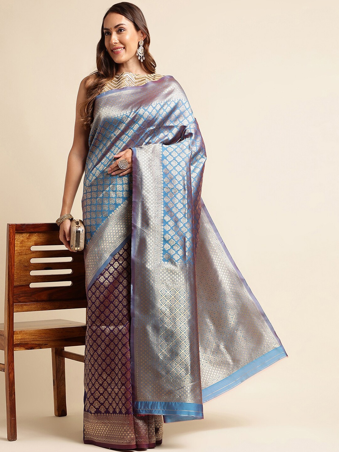 

KALINI Teal & Gold-Toned Ethnic Motifs Woven Design Zari Silk Blend Kanjeevaram Saree