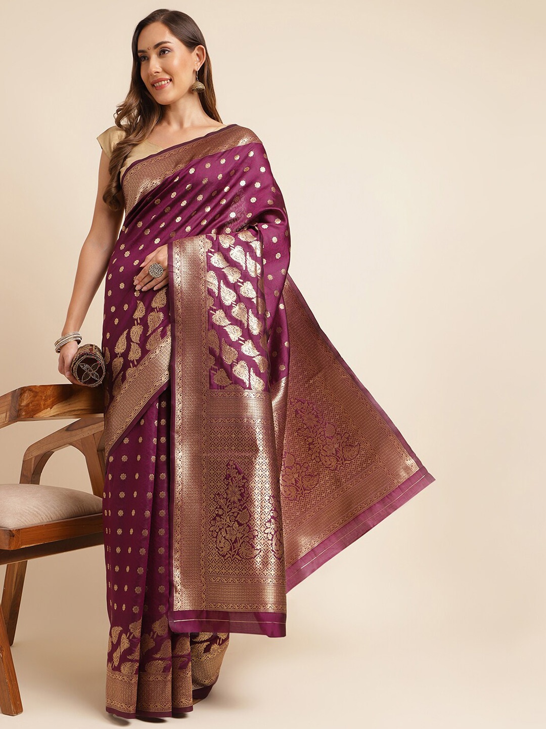 

KALINI Ethnic Motifs Woven Design Zari Kanjeevaram Saree, Purple