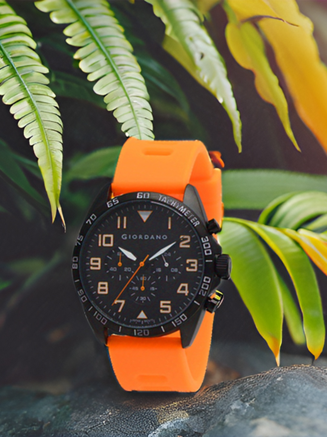 

GIORDANO Men textured Dial & Cut Work Straps Analogue Watch GZ-50092-01, Black