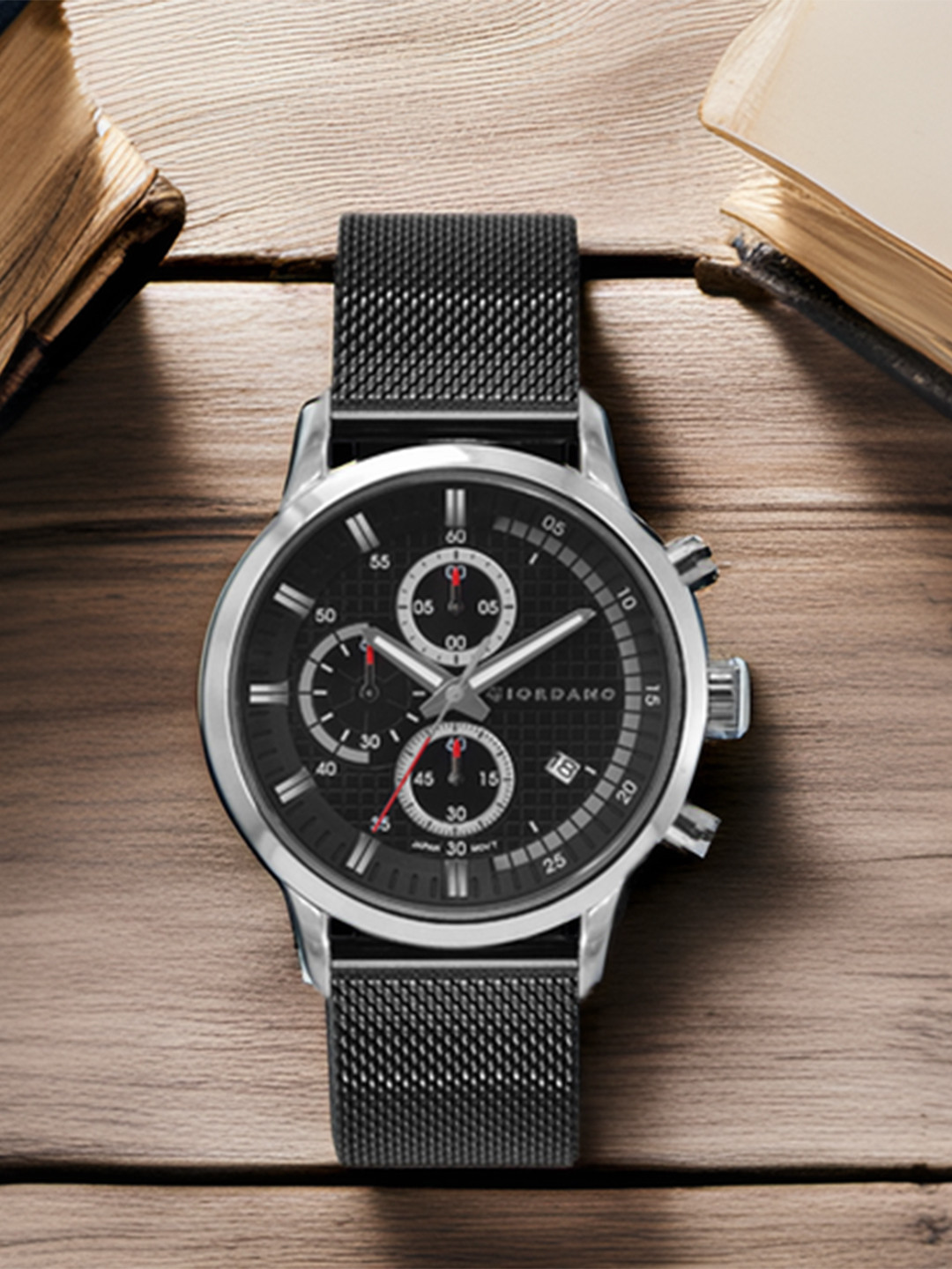 

GIORDANO Men Patterned Bracelet Style Straps Analogue Watch GZ-50095-11, Black