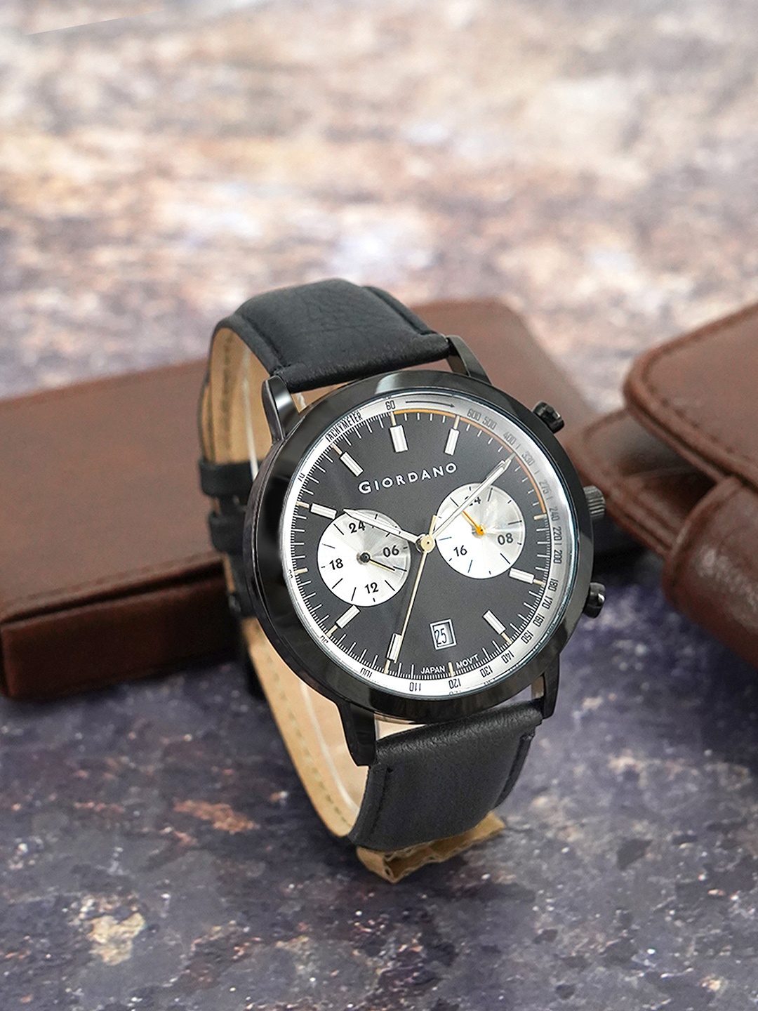 

GIORDANO Men Leather Straps Analogue Watch GZ-50089-01, Black