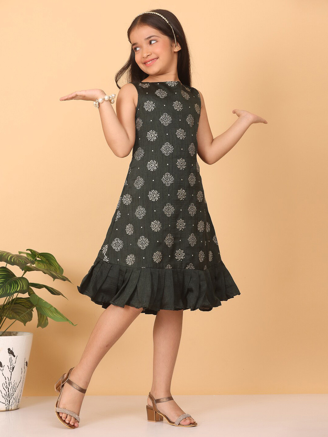 

Ethnovog Girls Ethnic Motifs Printed Boat Neck Sleeveless Silk A-Line Ethnic Dress, Green