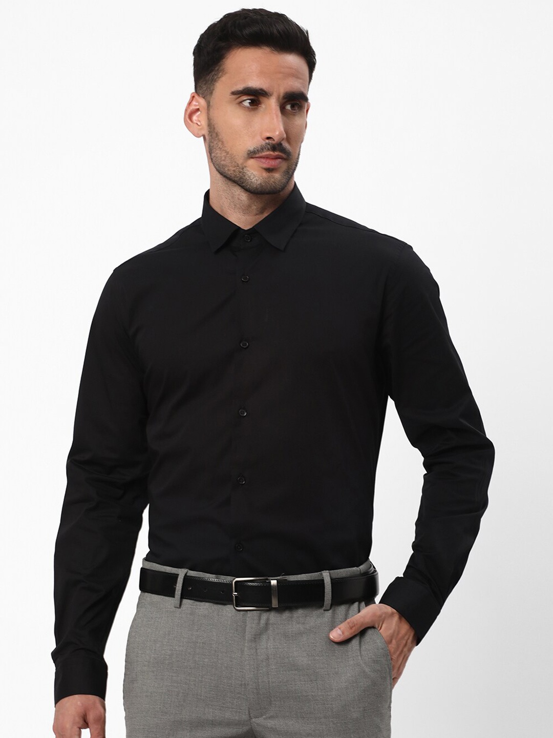 

R&B Spread Collar Cotton Formal Shirt, Black