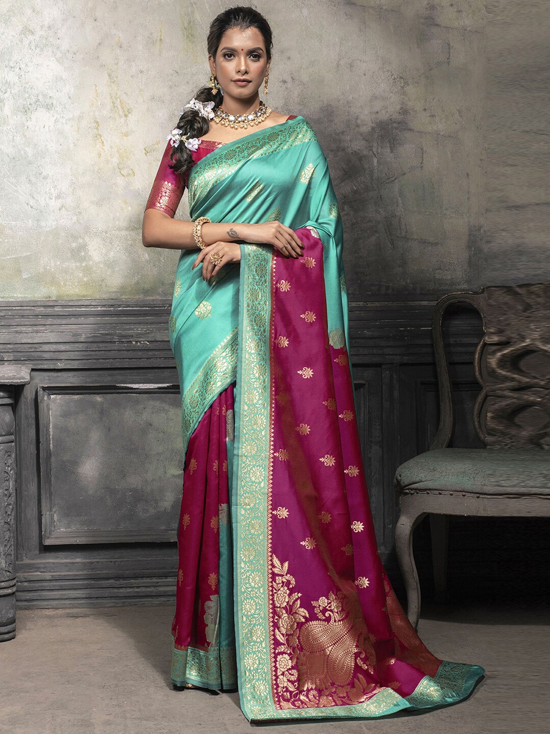 

Mitera Green & Purple Ethnic Motifs Woven Design Zari Jacquard Saree, Pink