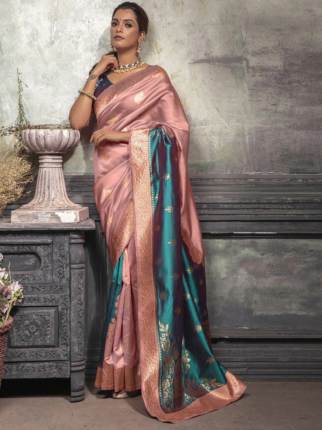 

Mitera Pink & Green Ethnic Motifs Woven Design Zari Saree