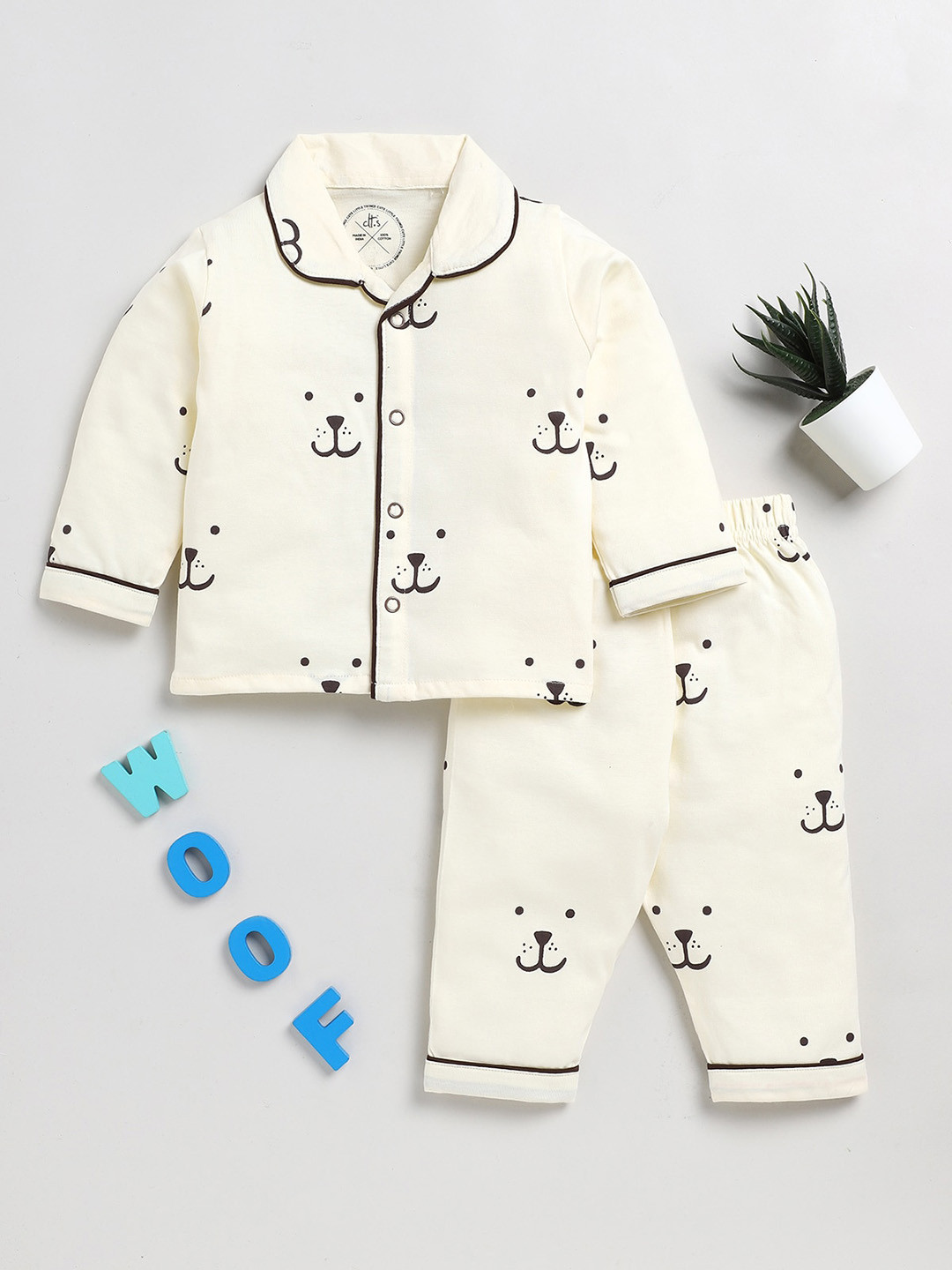 

Clt.s Kids Printed Night suit, Cream