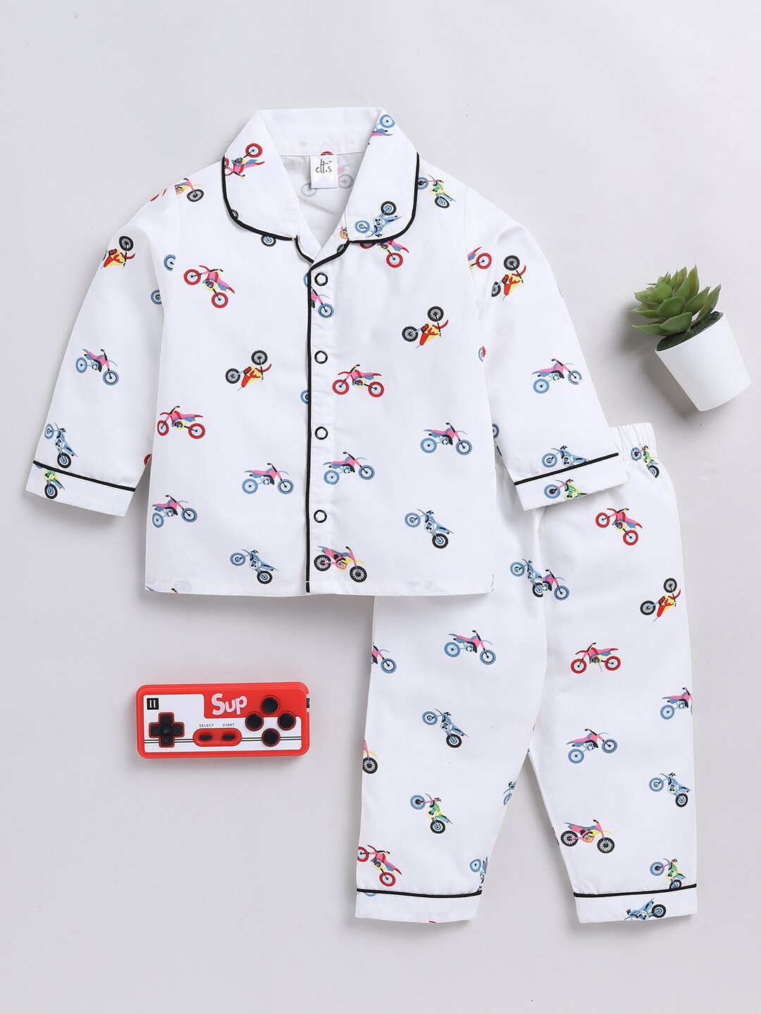 

Clt.s Kids Pure Cotton Printed Night suit, White
