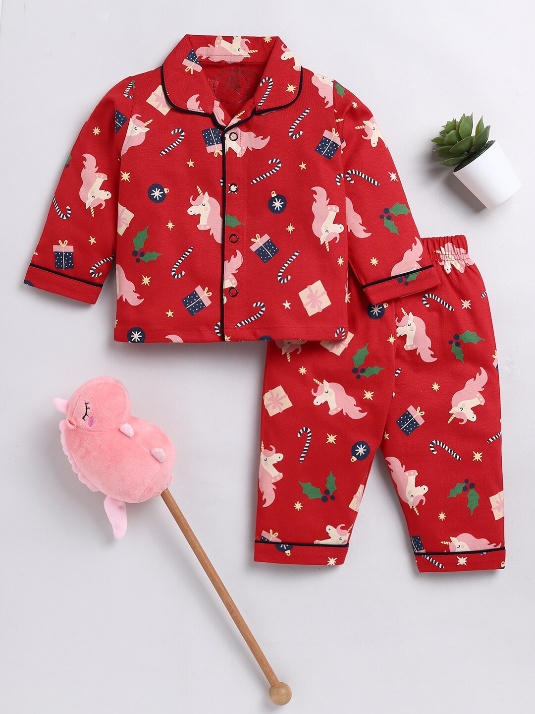 

Clt.s Kids Graphic Printed Night suit, Red