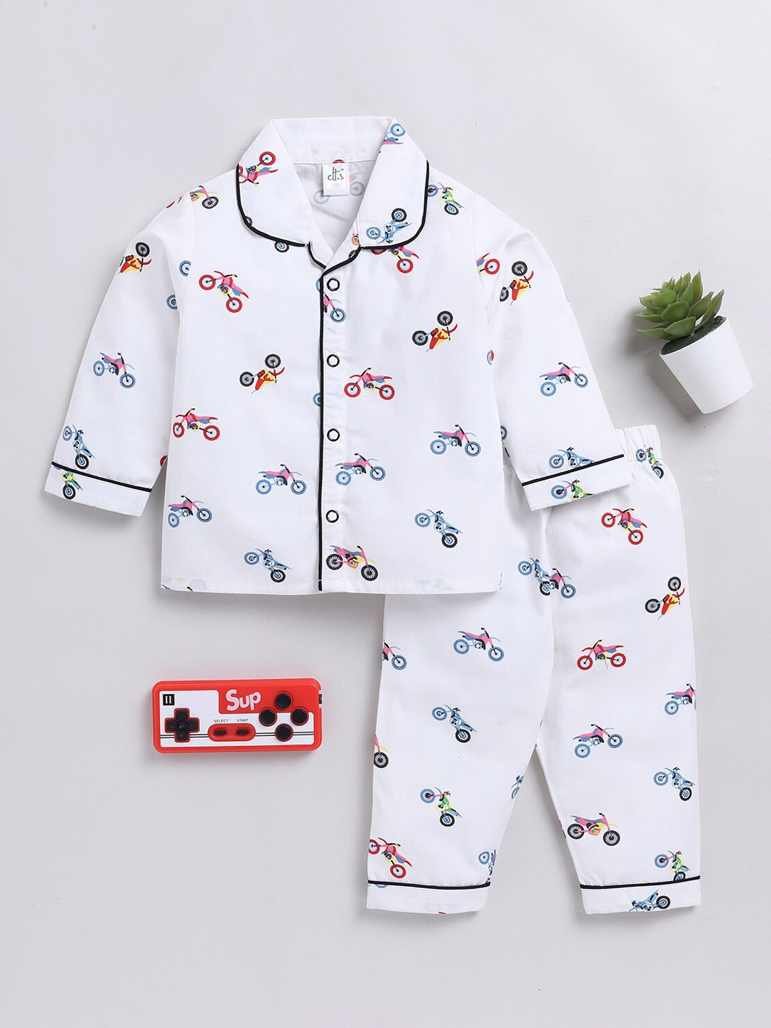 

Clt.s Kids Graphic Printed Pure Cotton Night Suit, White