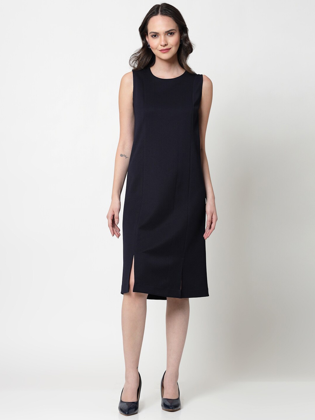 

OFFICE & YOU Round Neck Sleeveless Sheath Dress, Blue