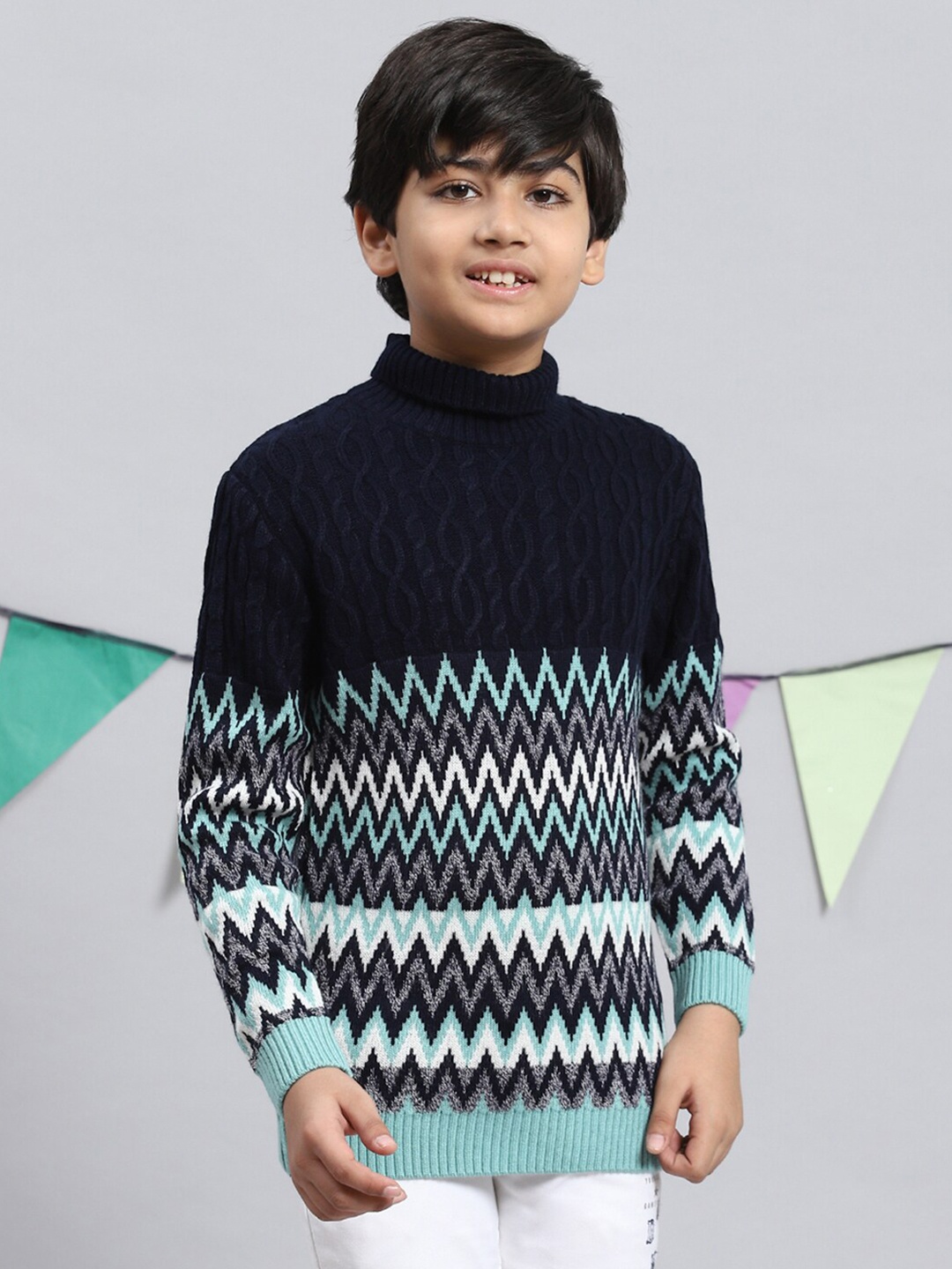 

Monte Carlo Boys Navy Blue & Green Printed Pullover