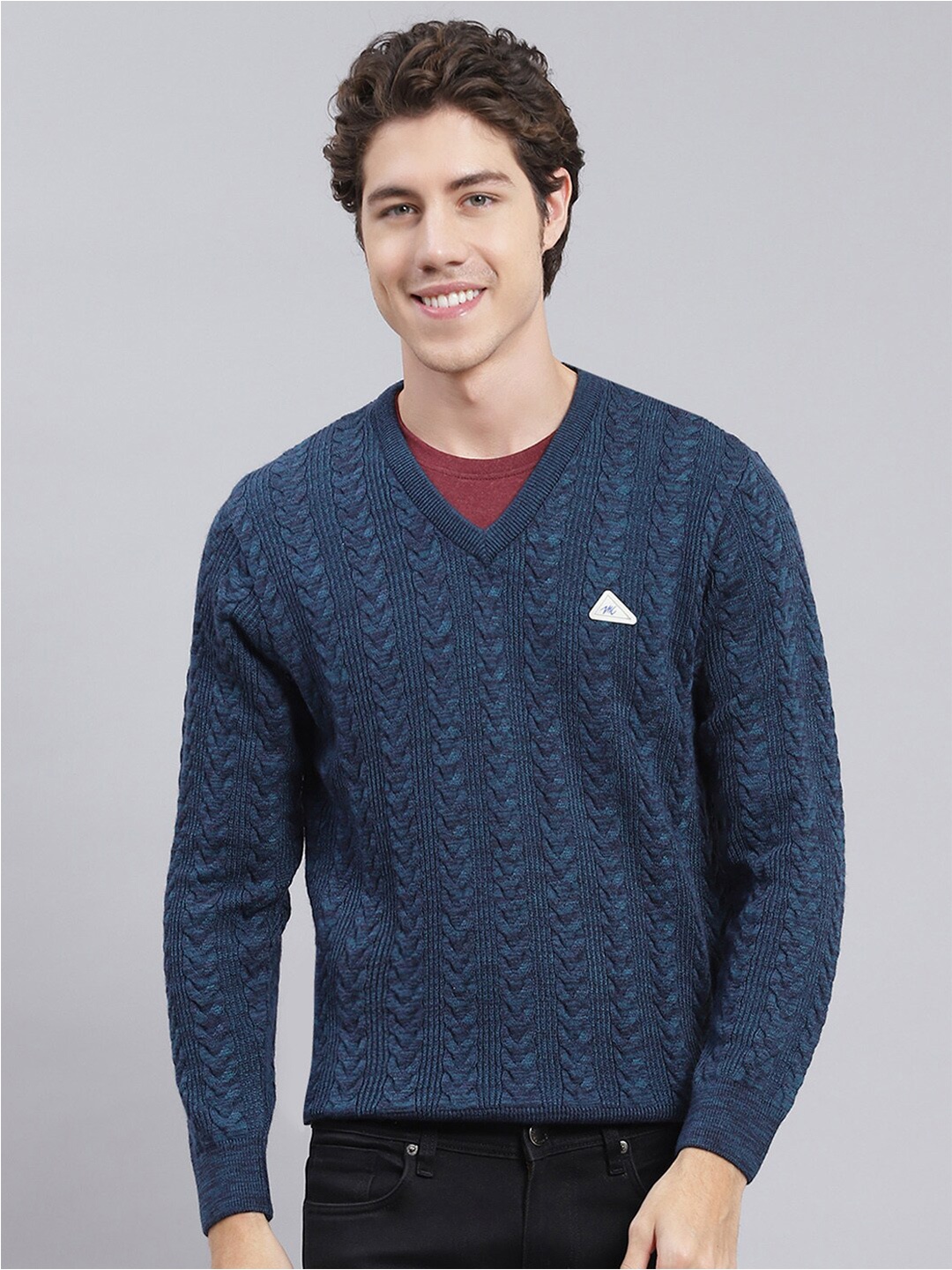 

Monte Carlo Self Design Cable Knit V-Neck Pullover Sweaters, Blue