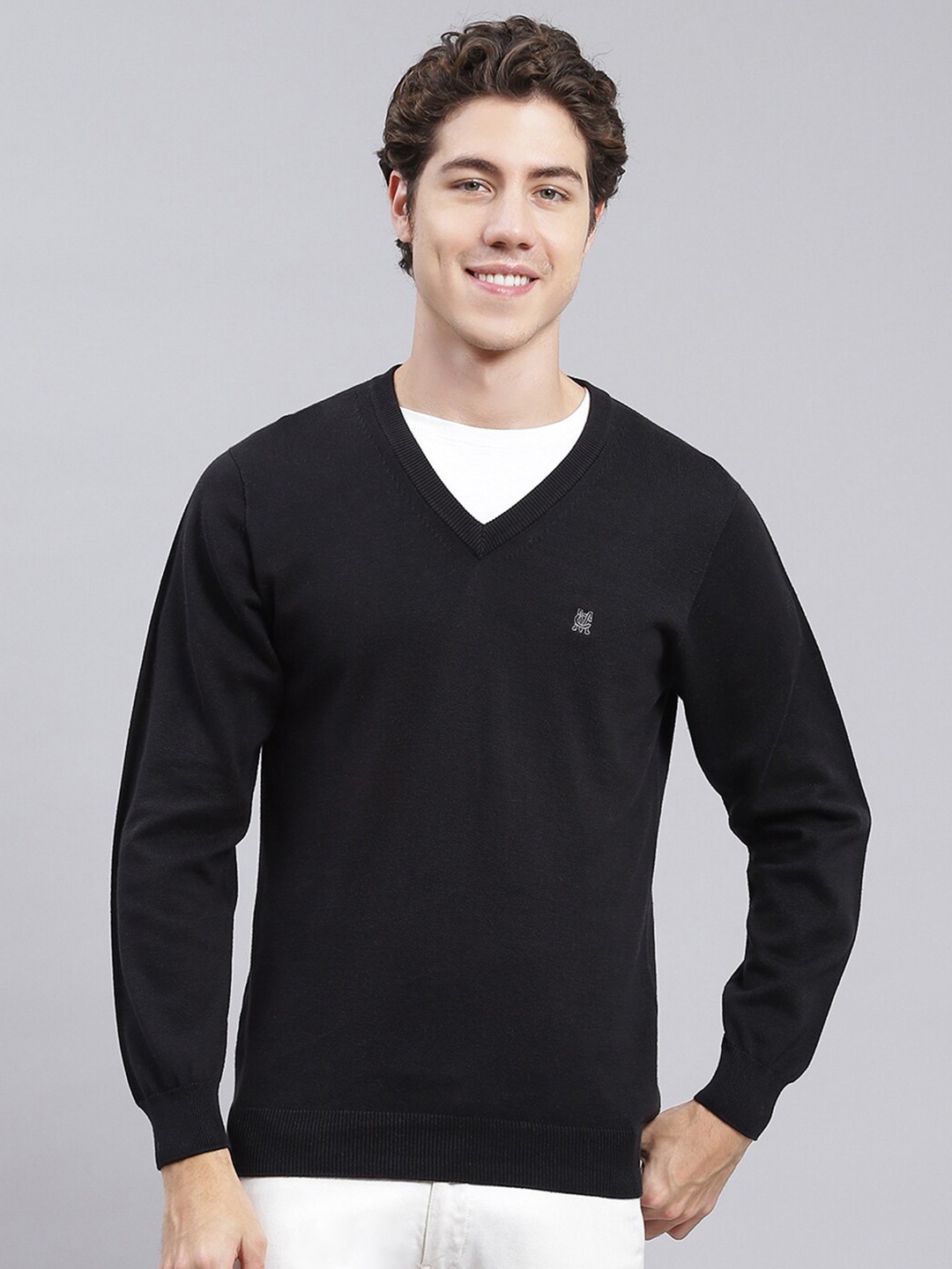 

Monte Carlo Cotton V-Neck Pullover Sweaters, Black