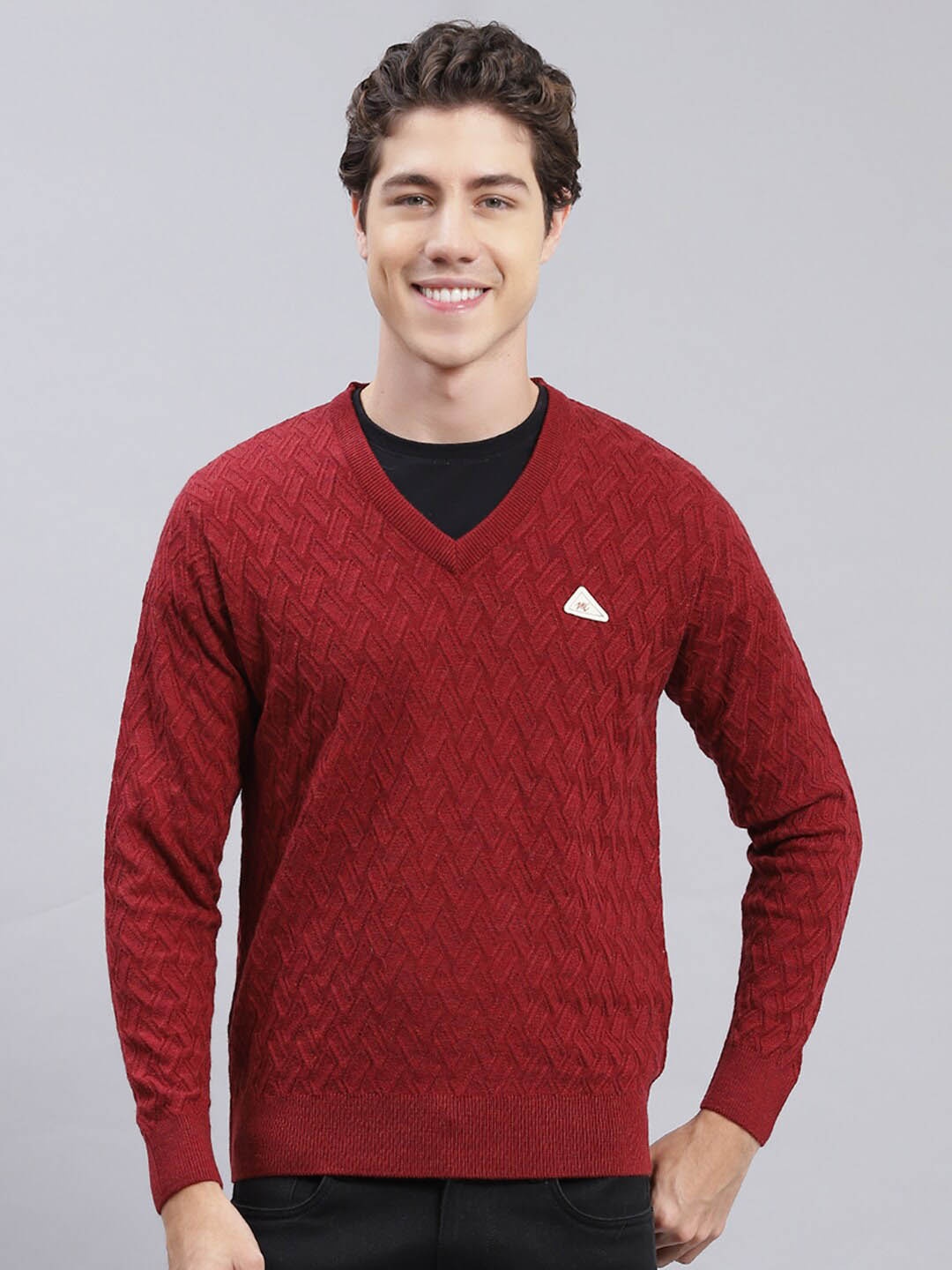 

Monte Carlo Self Design Cable Knit Woollen Pullover Sweaters, Maroon