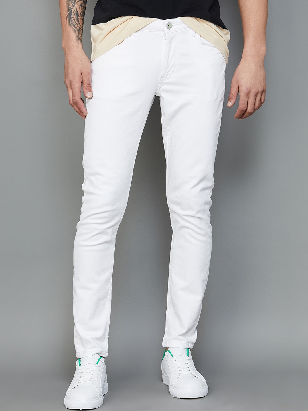 

Bossini Men Mid-Rise Skinny Fit Jeans, White
