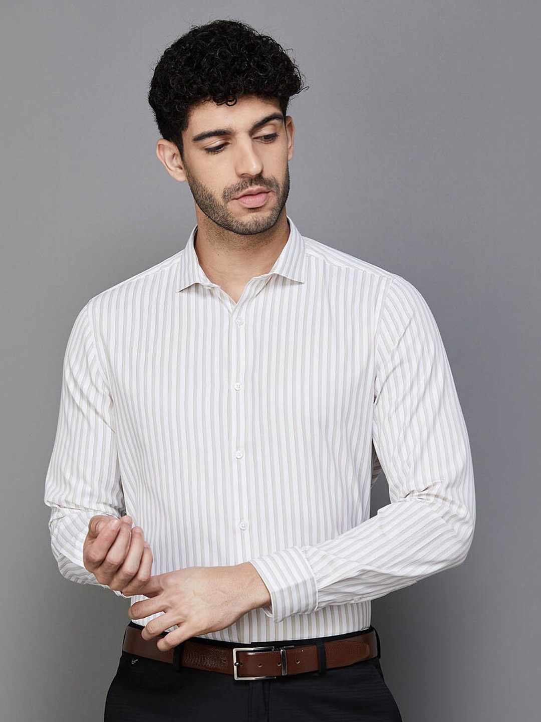 

CODE by Lifestyle Slim Fit Opaque Striped Cotton Casual Shirt, Beige