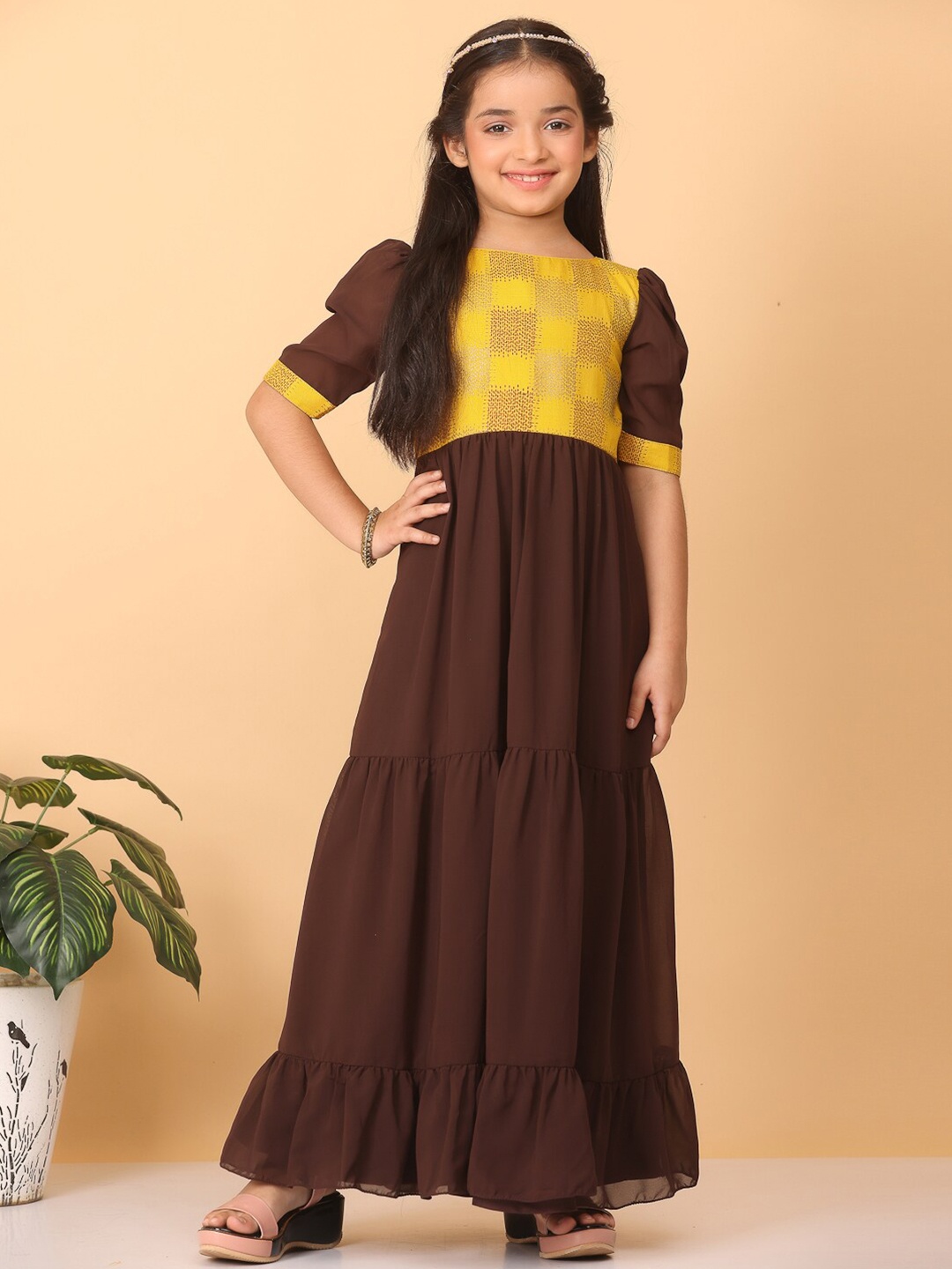 

Ethnovog Girls Checked Puff Sleeves Gathered Tiered A-Line Dress, Brown