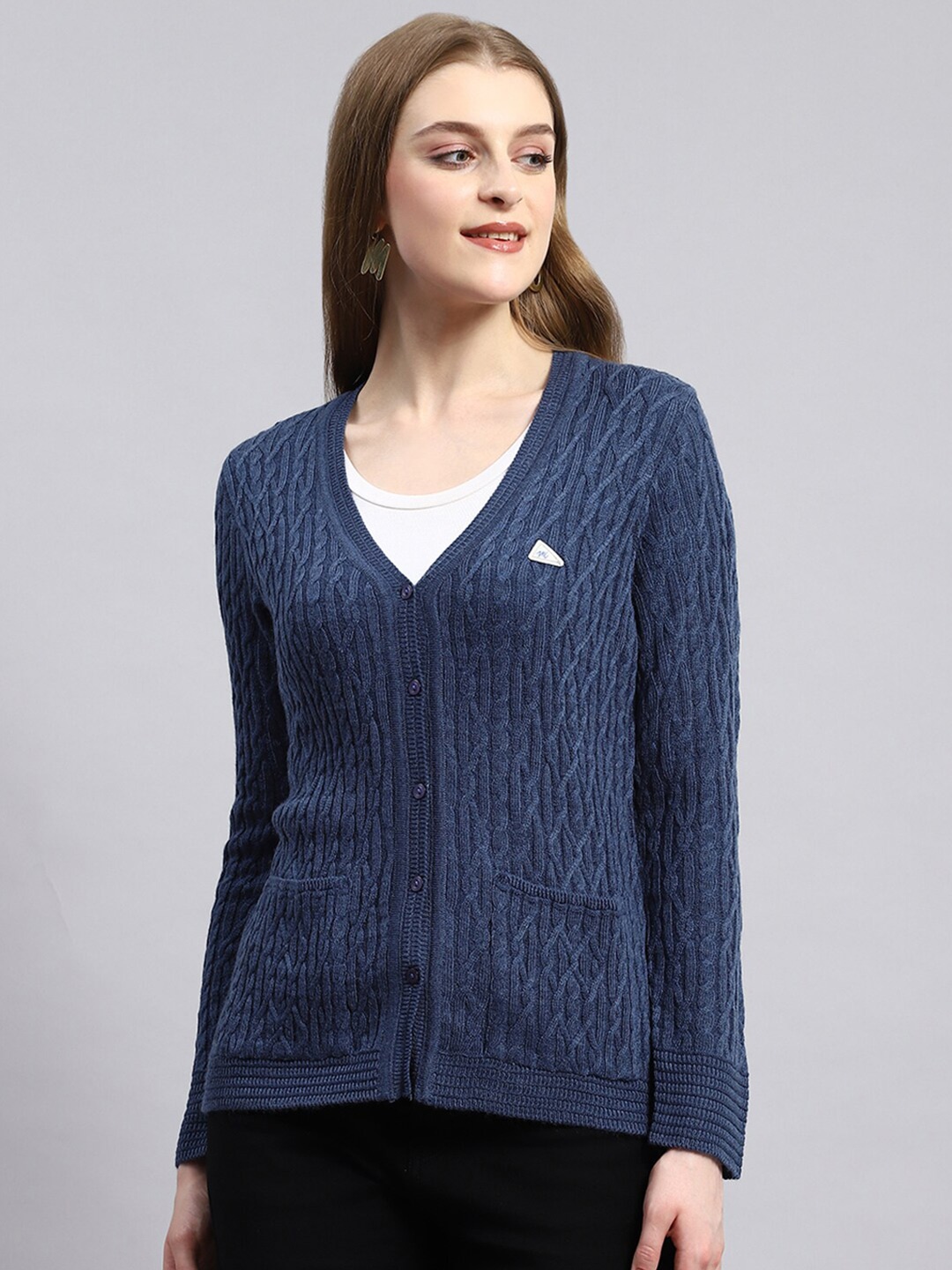 

Monte Carlo V-Neck Cable Knit Woollen Cardigan, Blue